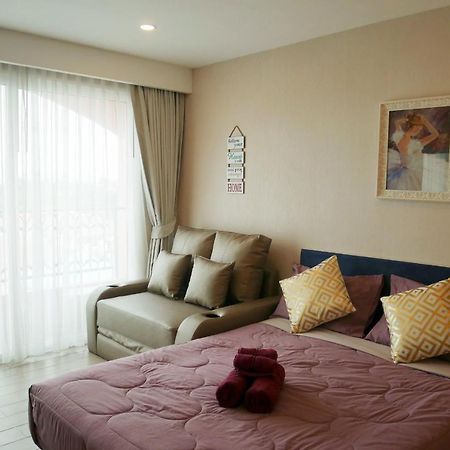 Seven Seas Resort Pattaya By Justin Praia de Jomtien Exterior foto