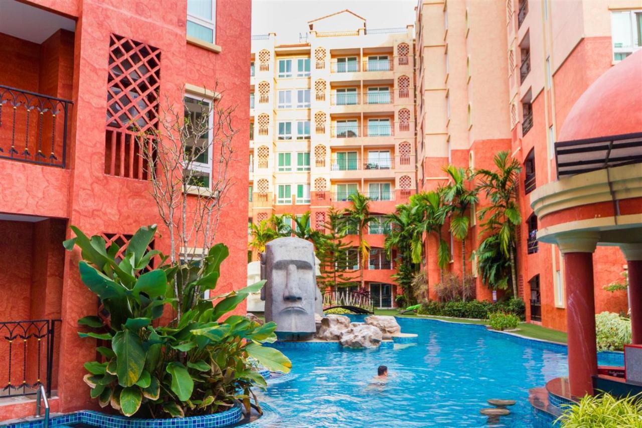 Seven Seas Resort Pattaya By Justin Praia de Jomtien Exterior foto