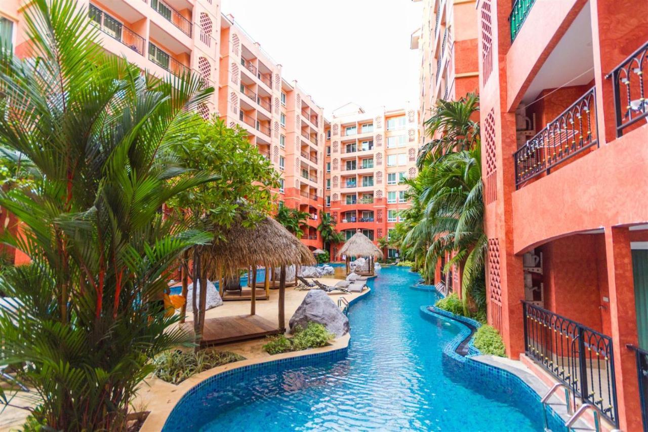 Seven Seas Resort Pattaya By Justin Praia de Jomtien Exterior foto